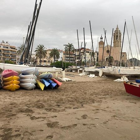 Love Sitges & Beach Apartment Exterior photo